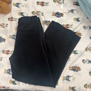 Aritzia Effortless pants in black